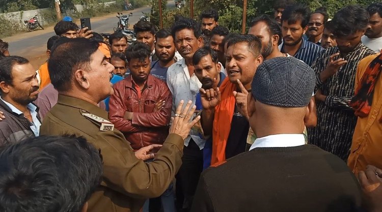 सिवनी मालवा में बड़े वाहन चालकों ने बायपास पर लगाया जाम, पुलिस ने संभाला मोर्चा