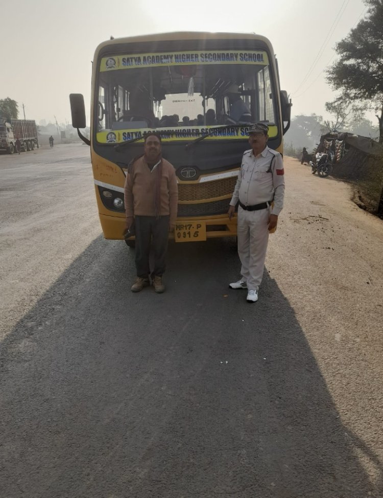 *हाई सिक्योरिटी रजिस्ट्रेशन प्लेट नहीं लगे वाहनों पर की गई चालानी कार्यवाही*