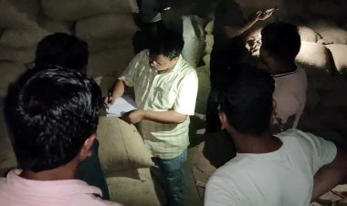 शासकीय चने की मीरा वेयर हाउस से हो रही थी चोरी, प्रशासन ने किया वेयर हाउस सील