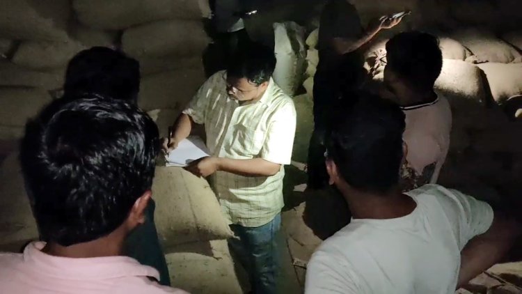 शासकीय चने की मीरा वेयर हाउस से हो रही थी चोरी, प्रशासन ने किया वेयर हाउस सील