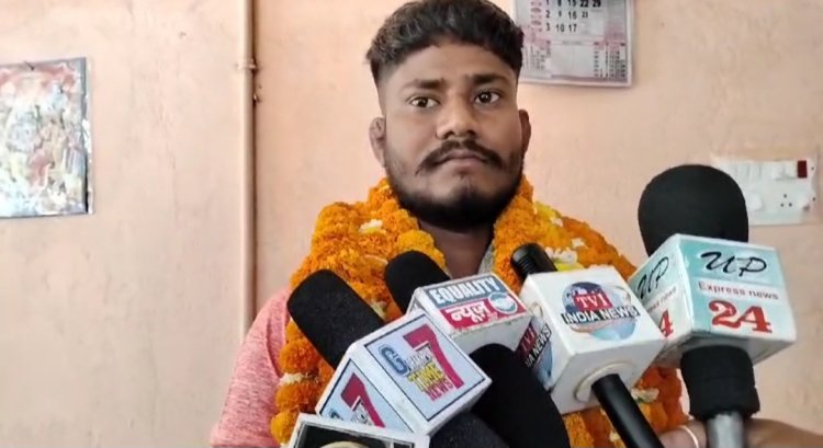 गोरखपुर - पासवान और विजय प्रकाश ने कांम्बैट कुश्ती में किया उत्तरप्रदेश का प्रतिनिधित्व जीता कांस्य पदक