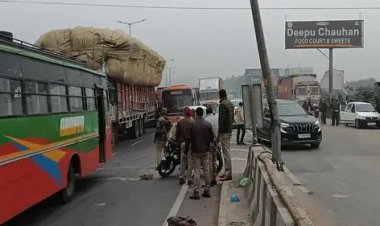 ट्राला के पहियों से नीचे सिर आने युवक की मौत, 12 किमी. लंबा जाम लगा