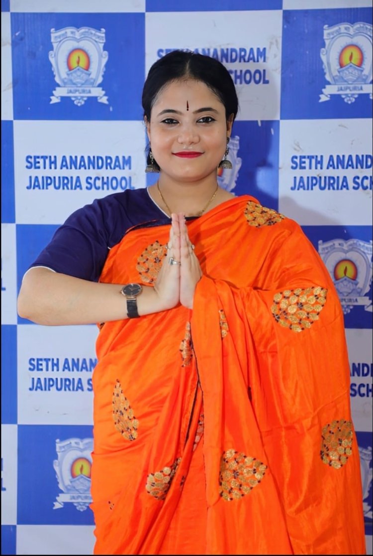 National Youth Inspiration Award 2025 -Roshmi Majumder was Awarded by National Youth Inspiration Award on 23 January