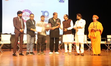 Armaan Chavda Honored with Desh Ratna Award for Excellence in Sports and Community Service.