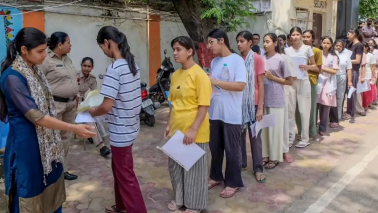NEET पेपर लीक मामले को लेकर संसदीय समिति सख्त, सरकार से कहा- काउंसलिंग और सीटों पर नहीं पड़ना चाहिए असर