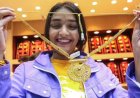 Gold Silver Price Falling: सोना और चांदी में आ गई मंदी, सिर्फ 19 दिनों में आसमान से जमीन पर आए दाम, जानें अभी खरीदें या बेच दें